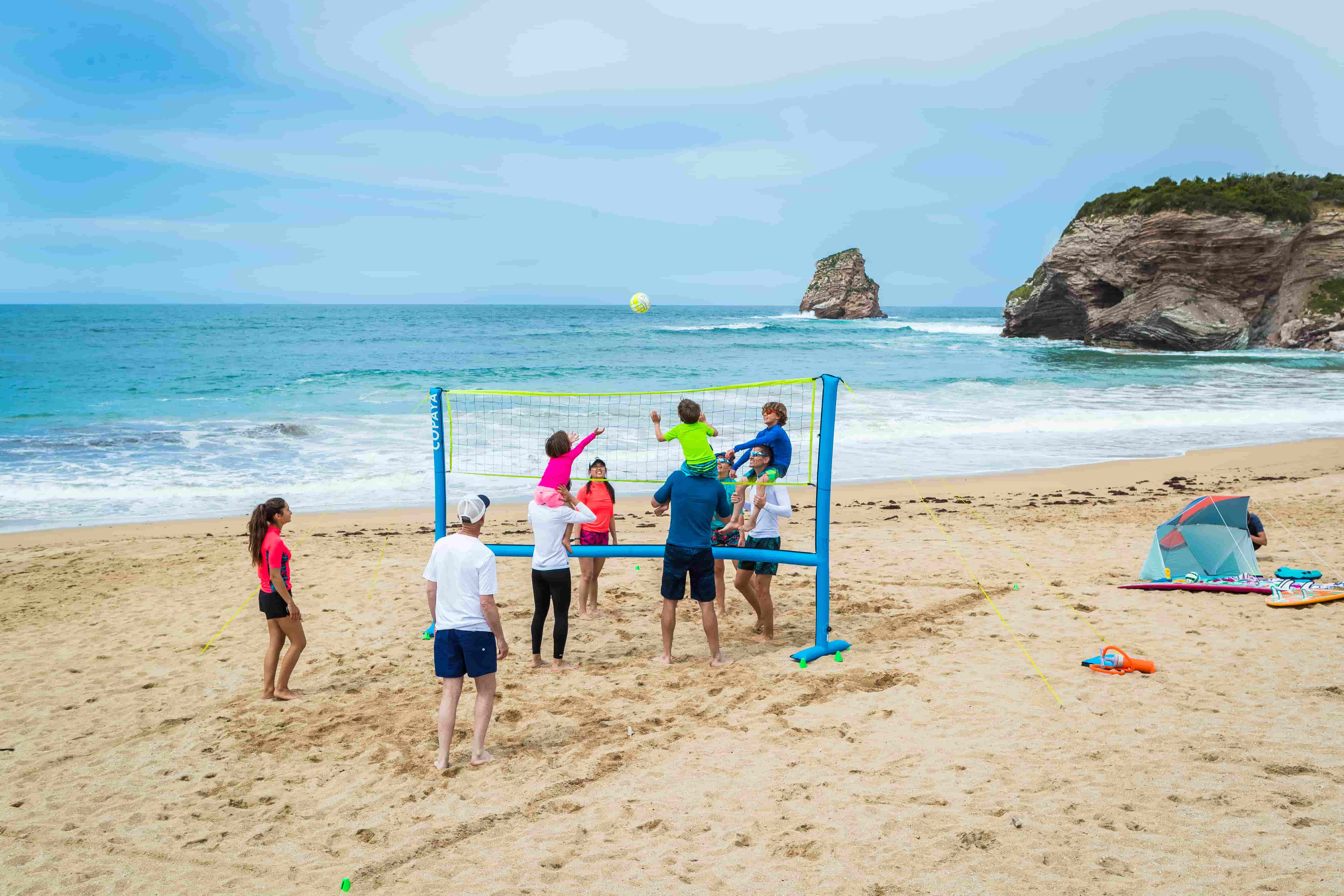 18 Beach Games To Make Your Summer Vacation More Fun in 2022